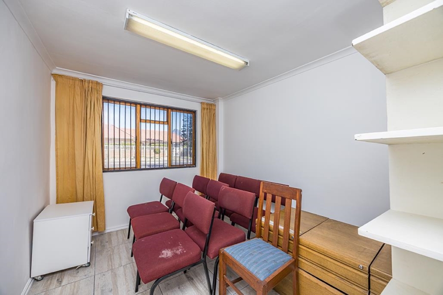 To Let commercial Property for Rent in Milnerton Western Cape